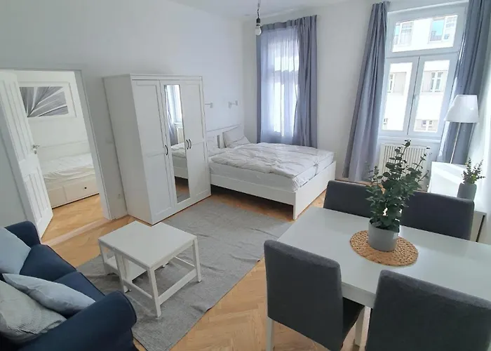 Bright And Quiet Apartments, Just 10 Minutes To U4, U6 And Schoenbrunn Palace