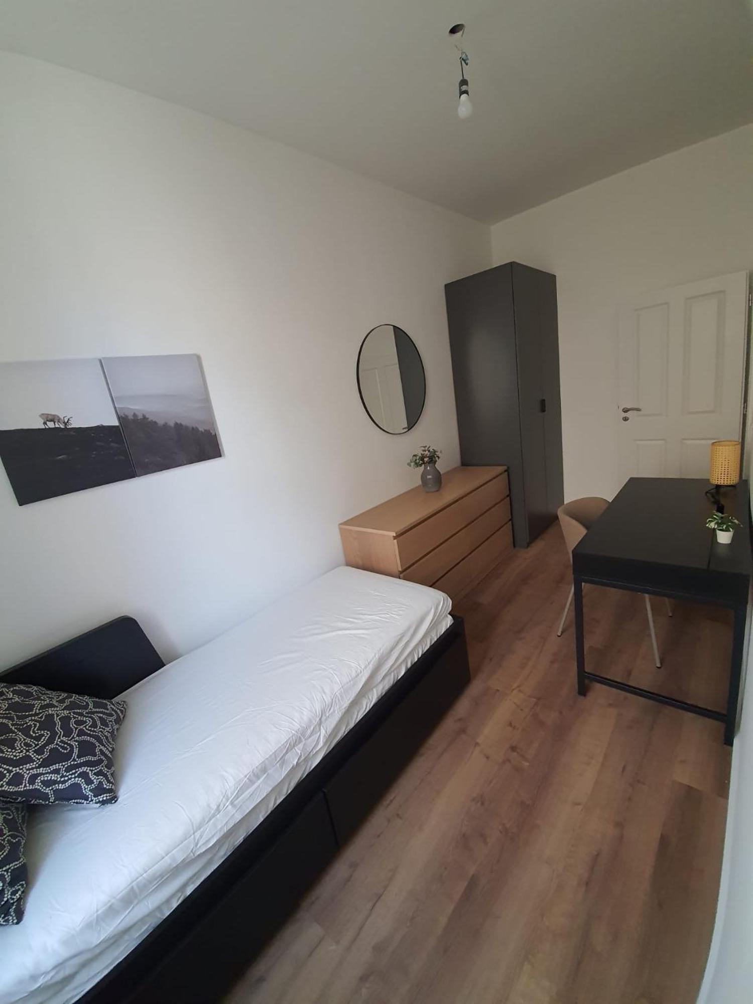 Appartamento Bright And Quiet Apartments, Just 10 Minutes To U4, U6 And Schoenbrunn Palace *